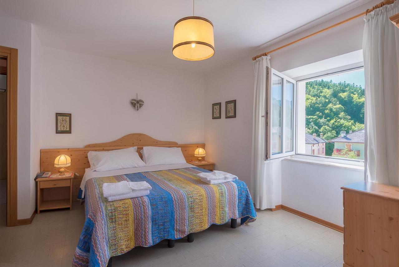 Albergo Corona Lavarone Exterior photo