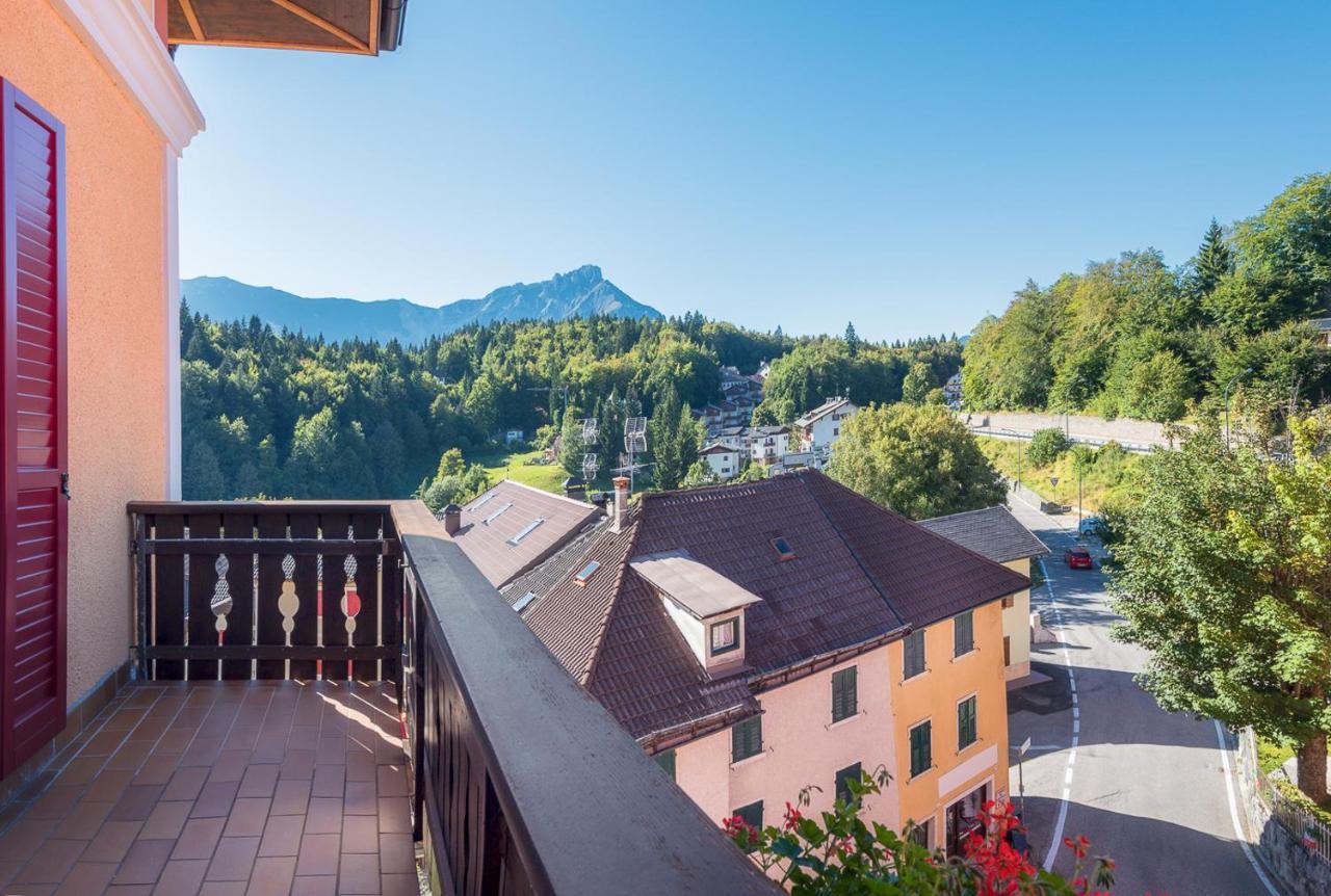 Albergo Corona Lavarone Exterior photo